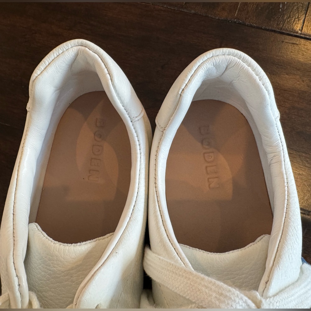 Boden White Lace-Up Women's Sneakers - Picture 5 of 11